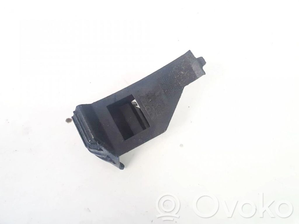 Volvo V50 Uchwyt / Mocowanie zderzaka przedniego 