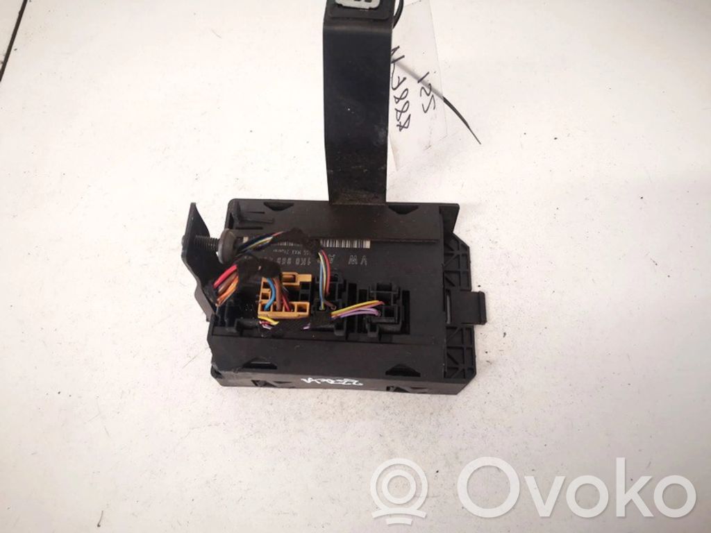 Skoda Octavia Mk2 (1Z) Door control unit/module 
