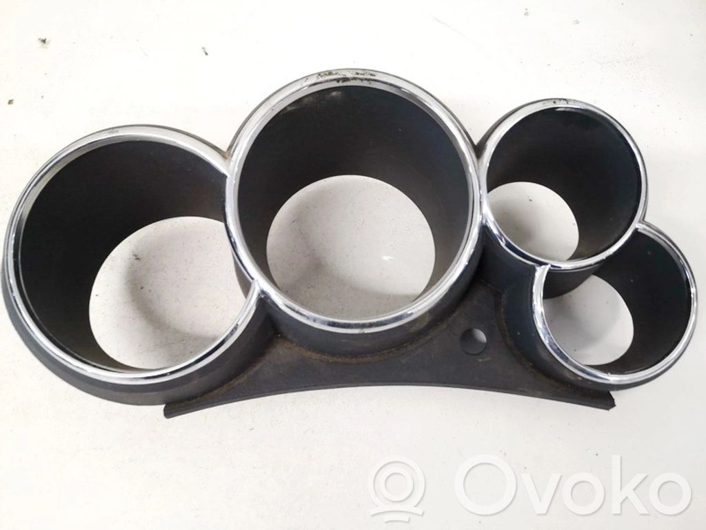 Pontiac Vibe Cornice cruscotto 