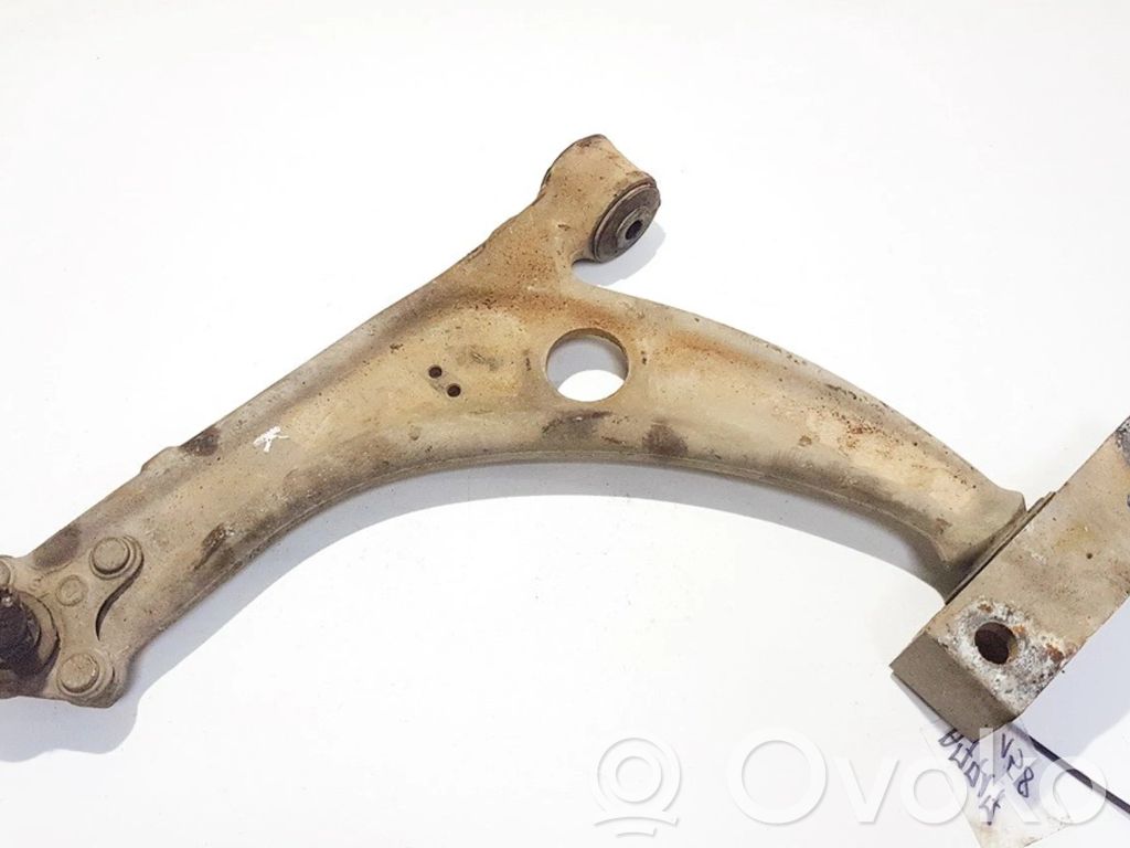 Volkswagen PASSAT B6 Basculă inferioară față