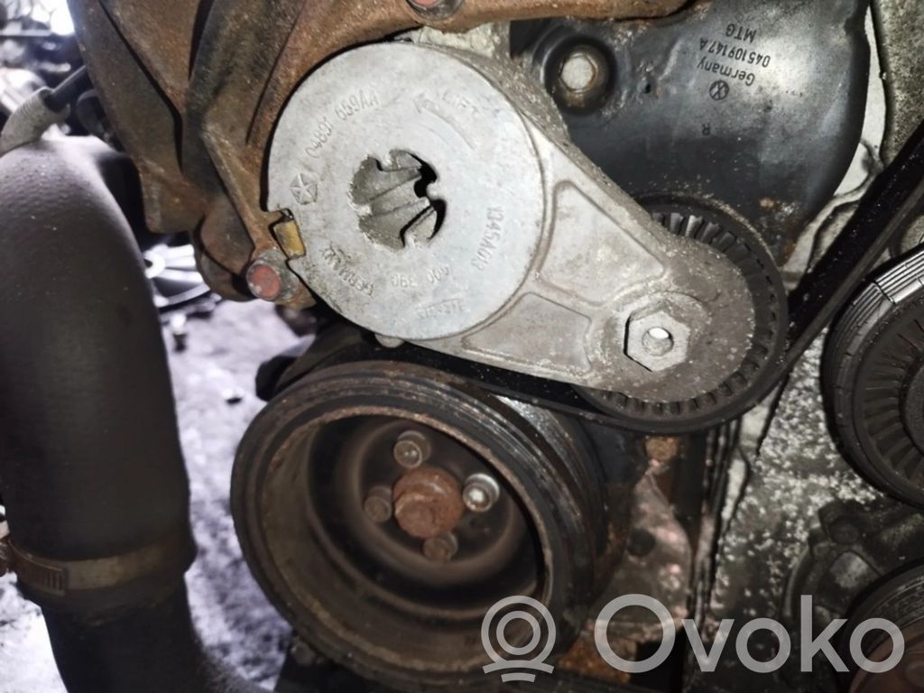 Mitsubishi Outlander Întinzător curea generator/alternator 