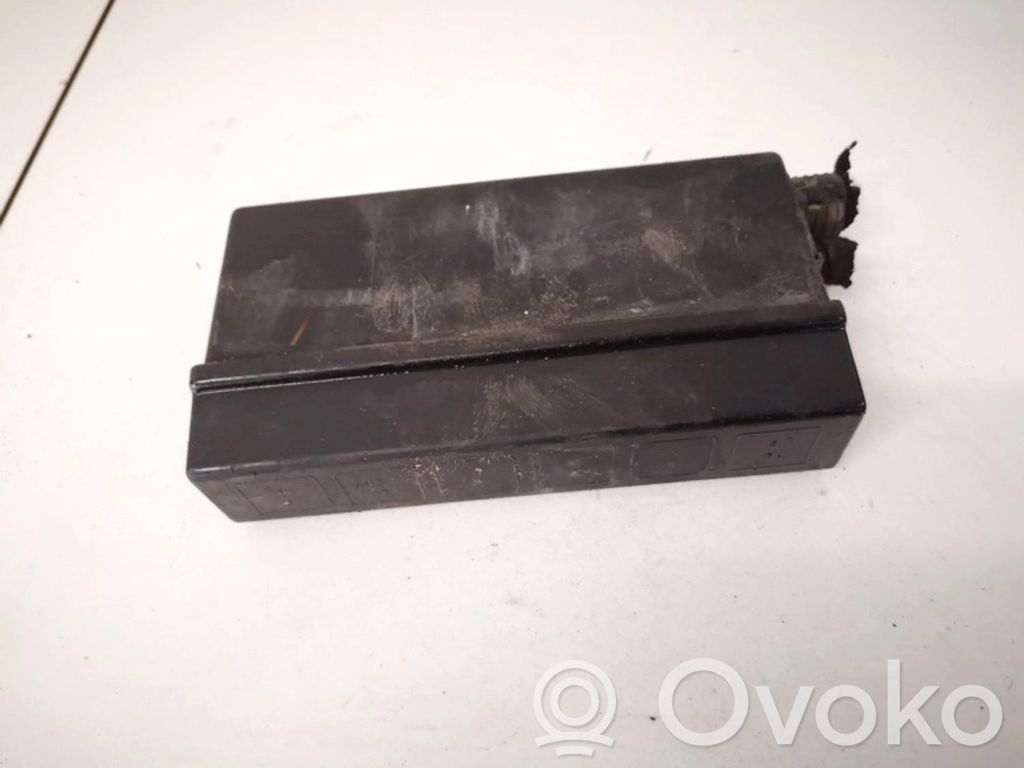 Opel Vectra B Set scatola dei fusibili 