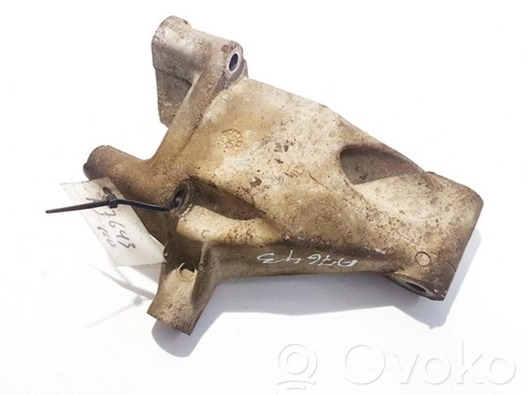 Alfa Romeo 145 - 146 Engine mounting bracket 