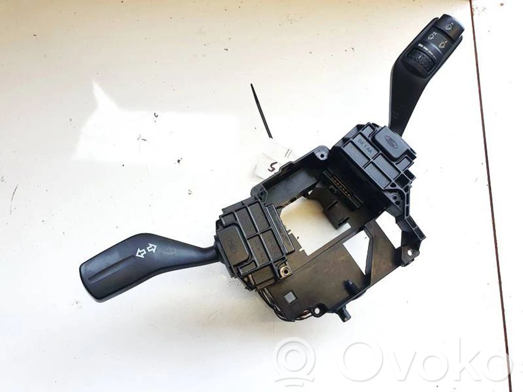 Ford Focus Leva/interruttore dell’indicatore di direzione e tergicristallo