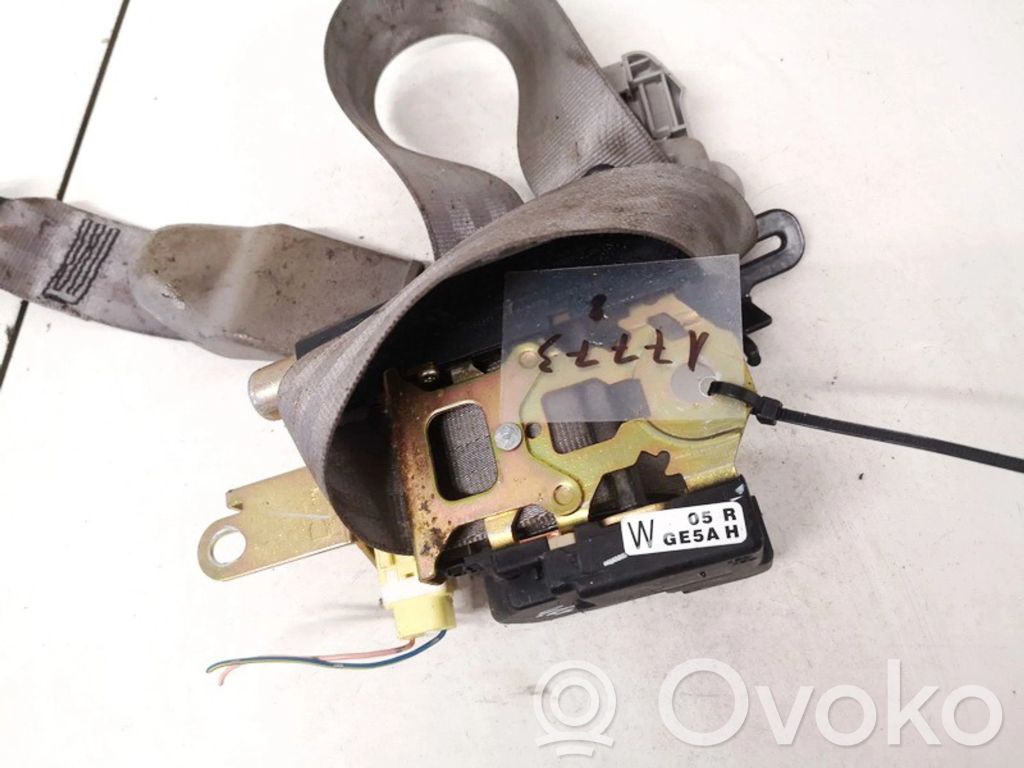 Mazda 626 Sicherheitsgurt hinten 