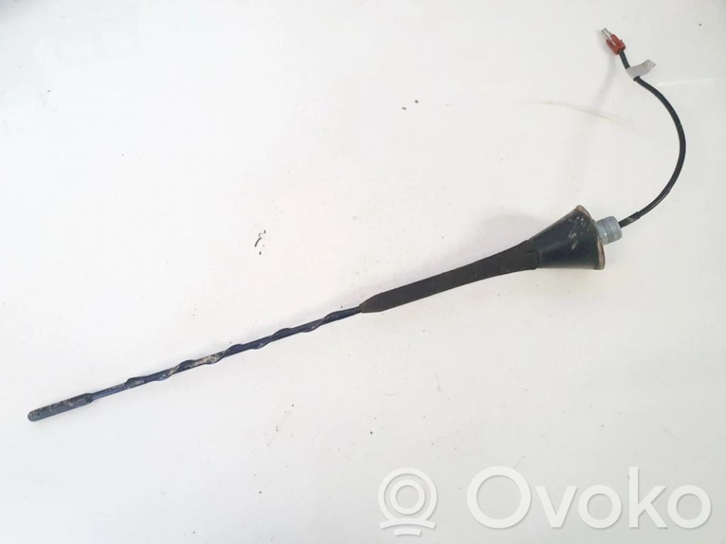 Opel Vectra C GPS-pystyantenni 