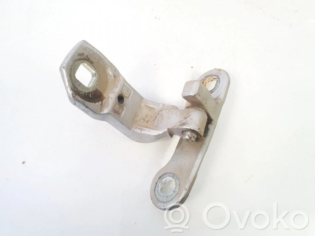 Opel Vectra C Charnière inférieure de porte arrière