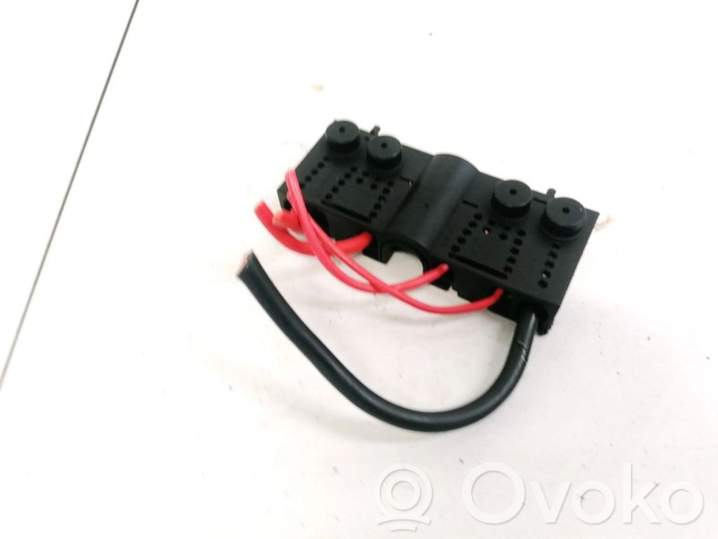 Cable positivo (batería)   6Q0973374,6Q0973374