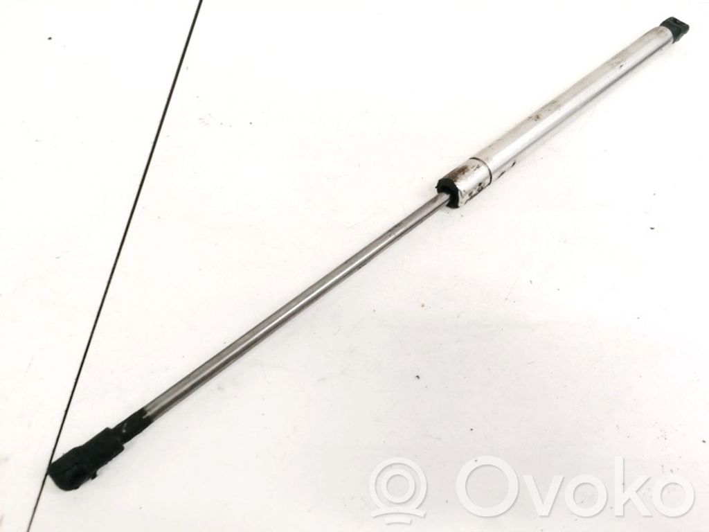 Volkswagen Polo Amortizor capotă motor 