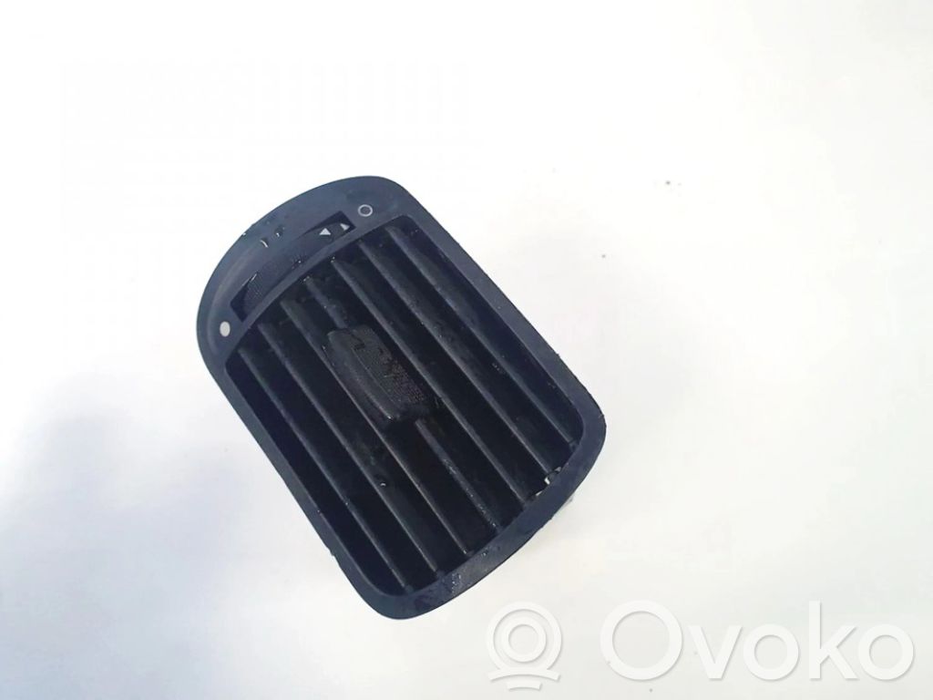Rejilla de ventilación central del panel   8L0820901,8L0820901