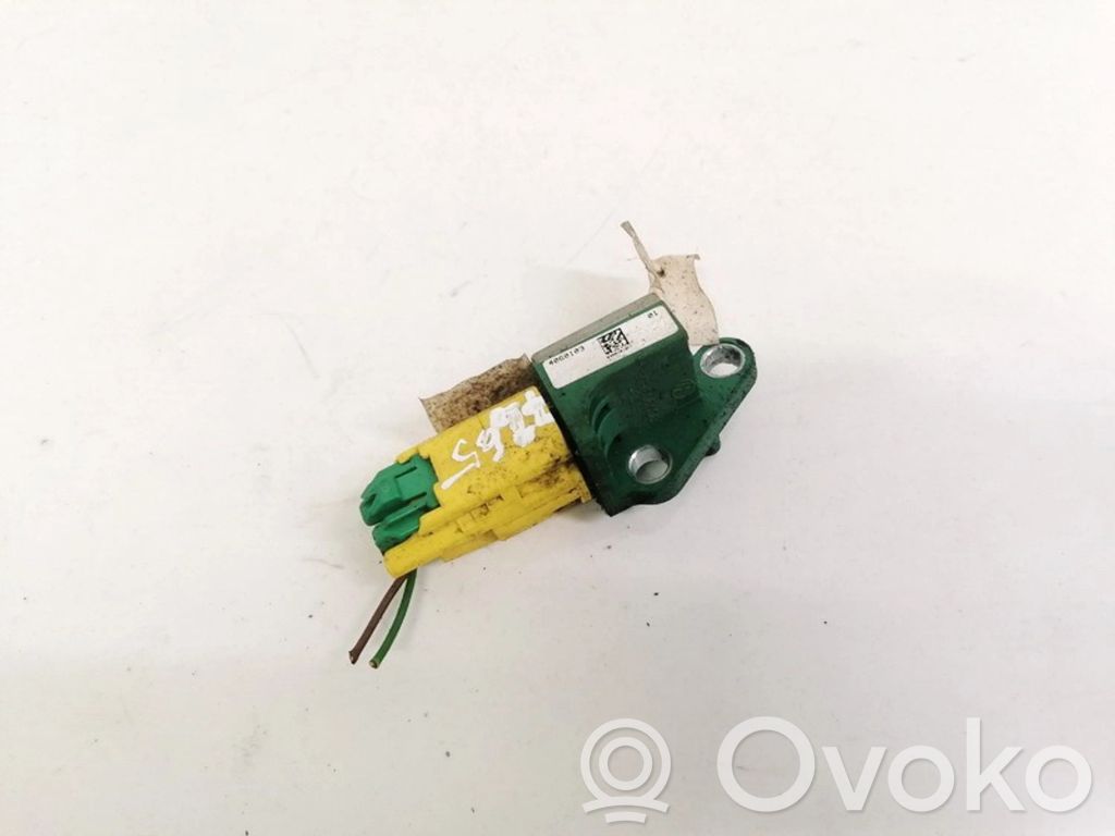 Volkswagen PASSAT B6 Airbagsensor Crashsensor Drucksensor