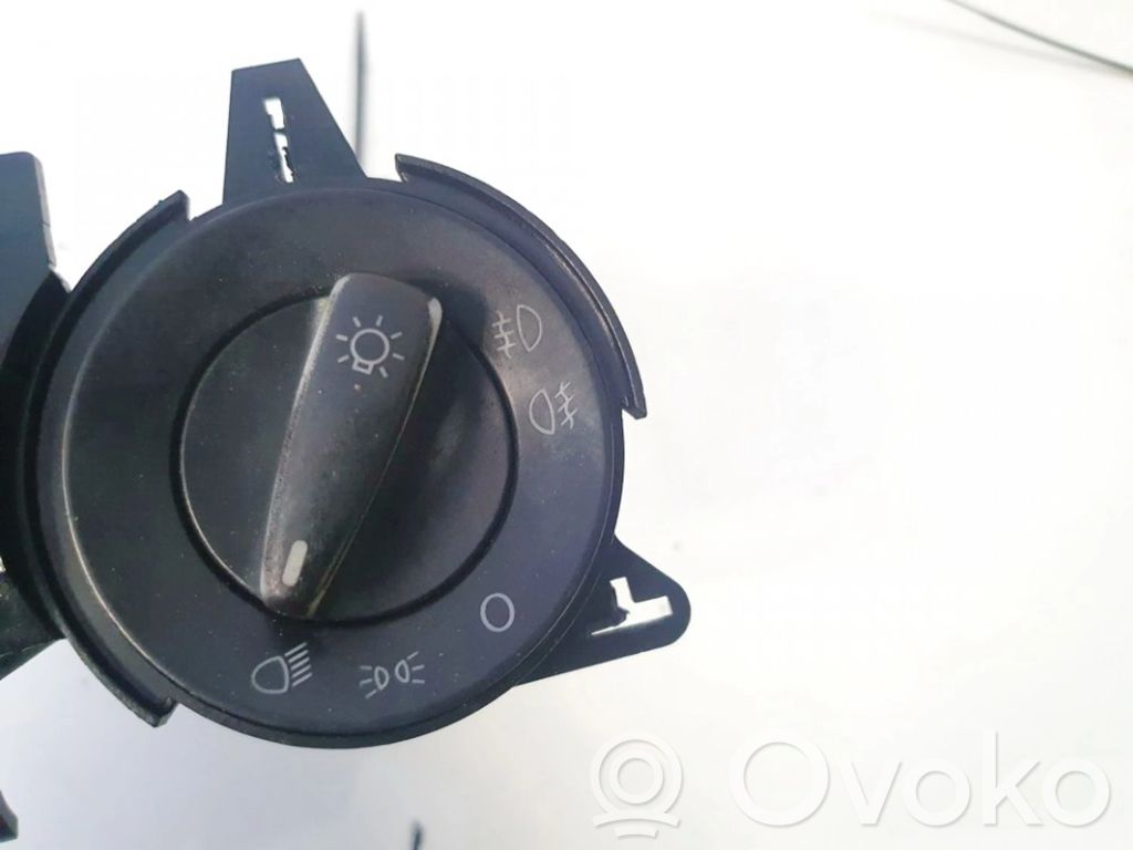 Skoda Superb B5 (3U) Interruptor de luz 