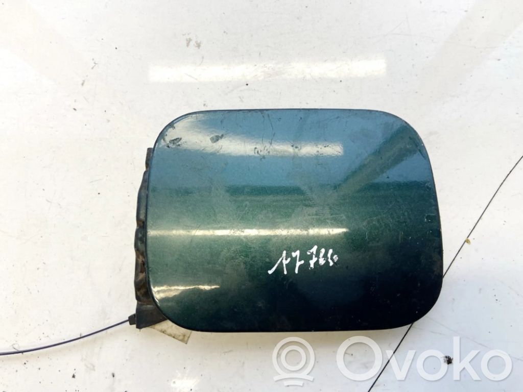Audi A4 S4 B5 8D Polttoainesäiliön korkki
