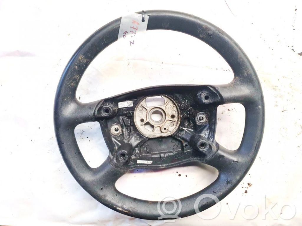 Ohjauspyörä   8Z0419091C,61333020A,61333020A,8Z0419091C