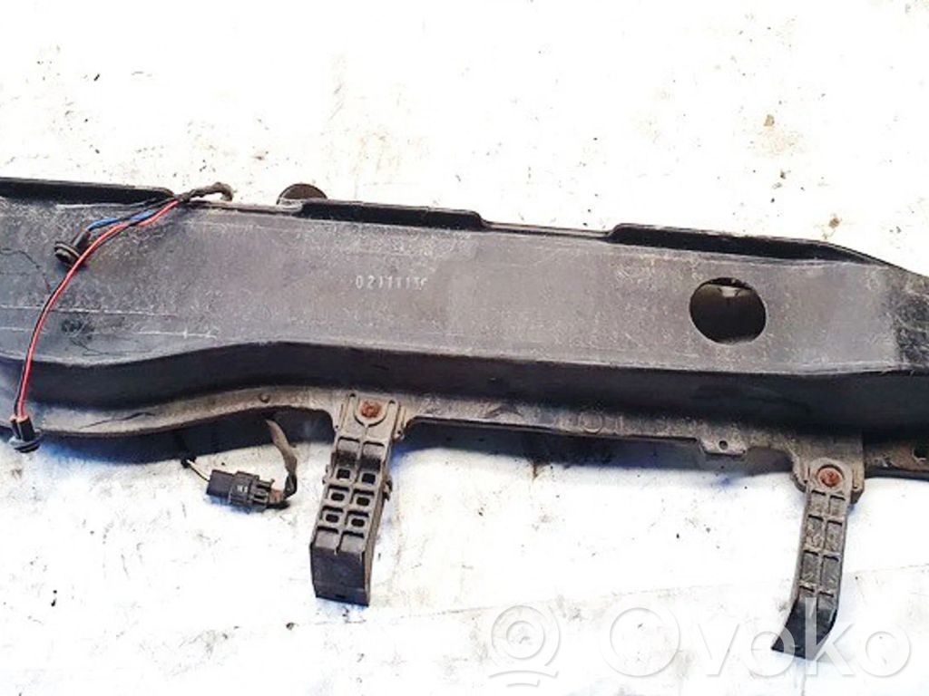 Belka tylna