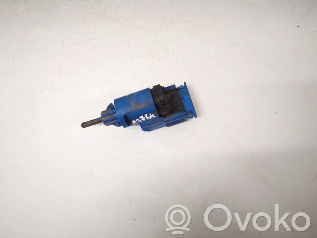 Volkswagen PASSAT B4 Interruttore del pedale del freno
