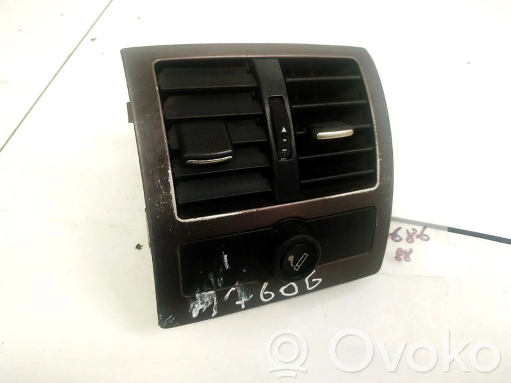 Audi A6 S6 C5 4B Rejilla de ventilación central del panel 