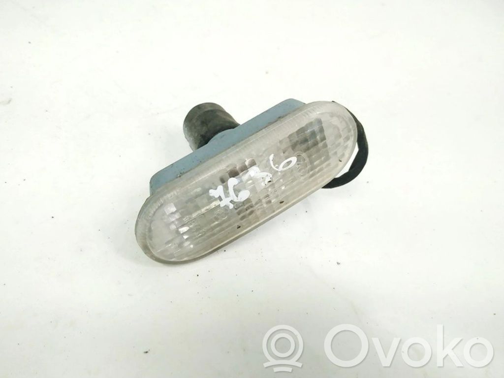 Volkswagen Golf IV Indicatore di direzione del parafango anteriore