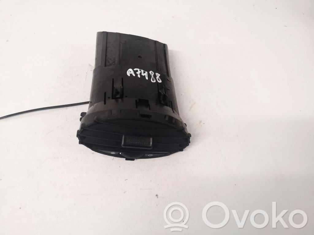 Ford Focus Rejilla de ventilación central del panel 