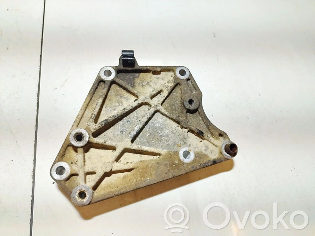 Engine mounting bracket   55206511,55206511