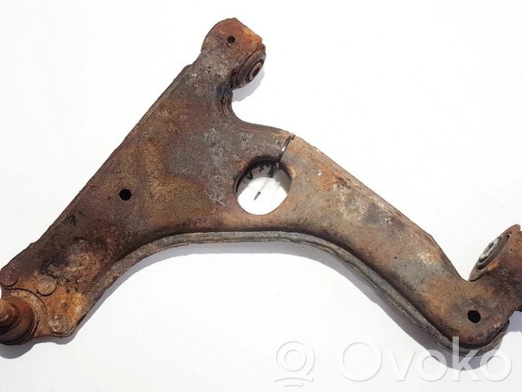 Opel Astra G Fourchette, bras de suspension inférieur avant 