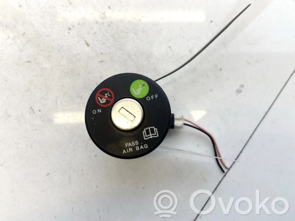 Alfa Romeo 147 Interruttore airbag passeggero on/off 