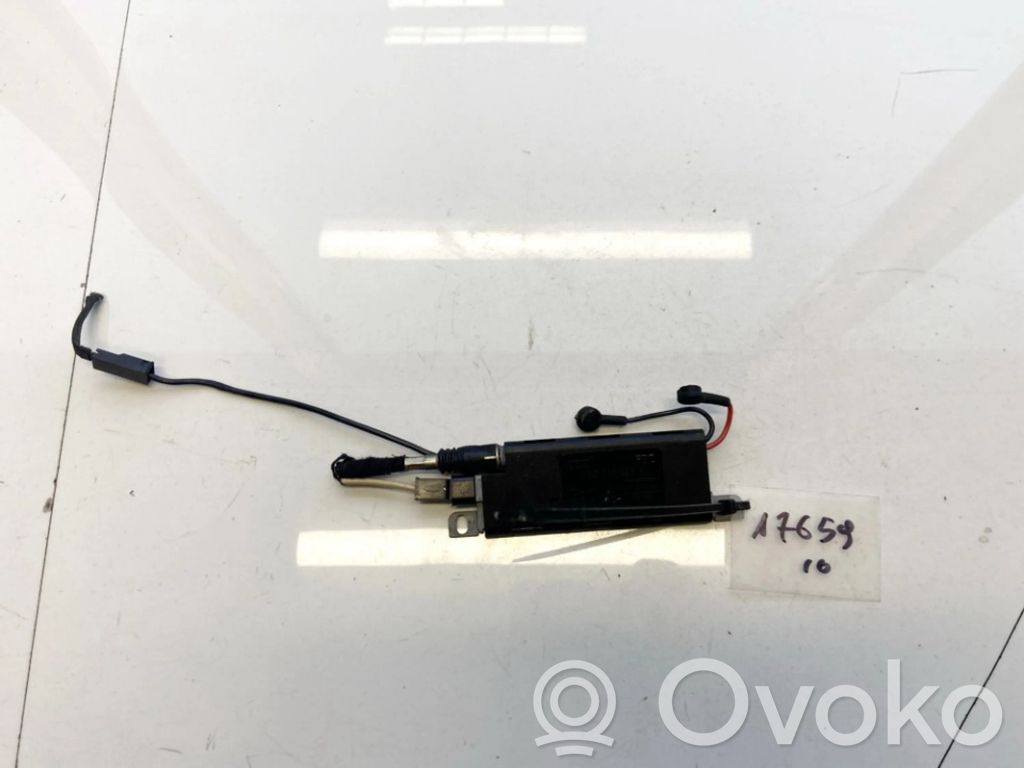 Audi A6 S6 C5 4B Unitate control antenă 