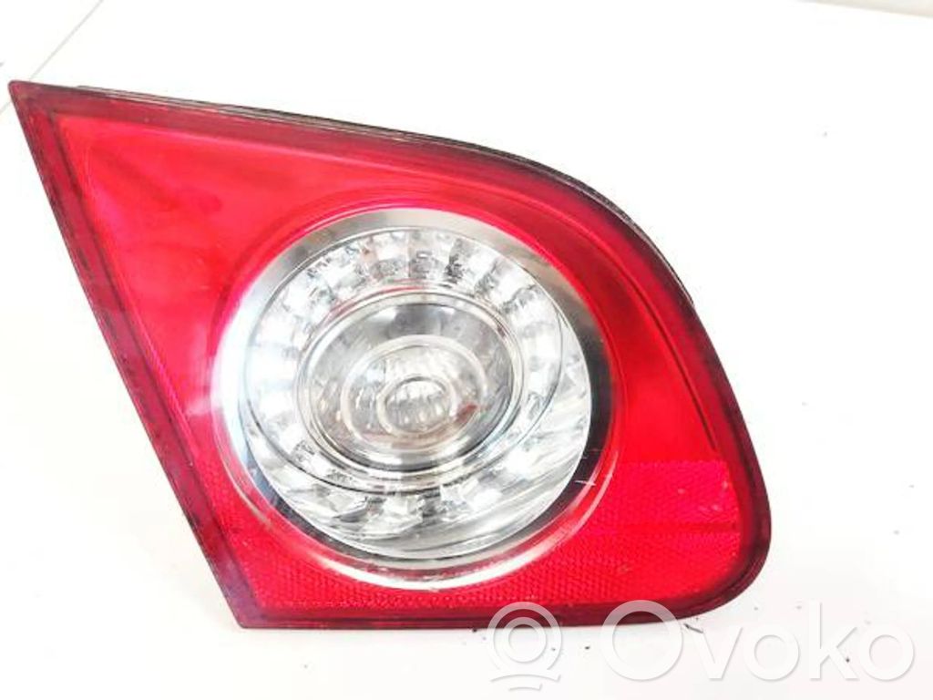 Volkswagen PASSAT B6 Luci posteriori del portellone del bagagliaio 