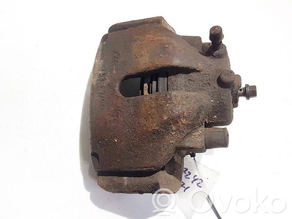 Opel Vectra B Zacisk hamulcowy przedni 
