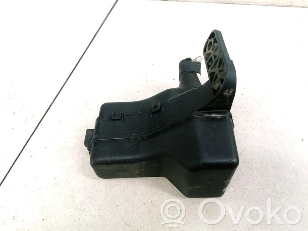 Toyota Corolla Verso AR10 Sulakerasiasarja 
