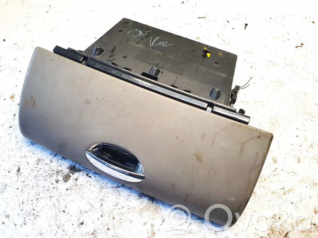 Glove box   FFK100090,10221M,10221M,FFK100090