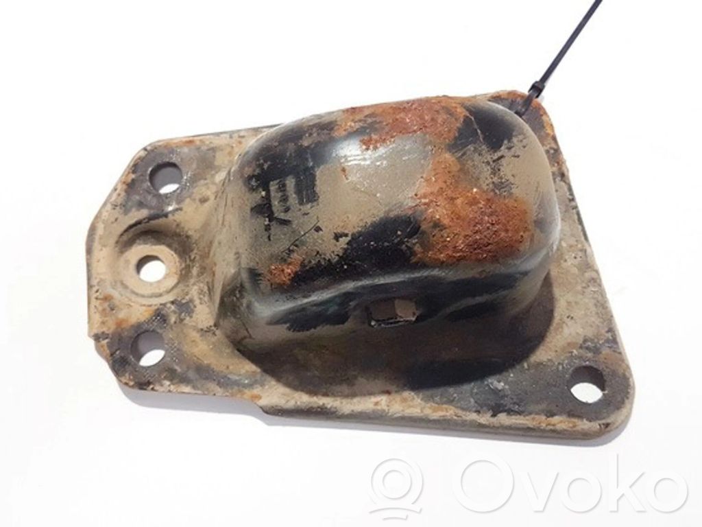 Volkswagen Golf V Support de fixation de coffre/hayon 