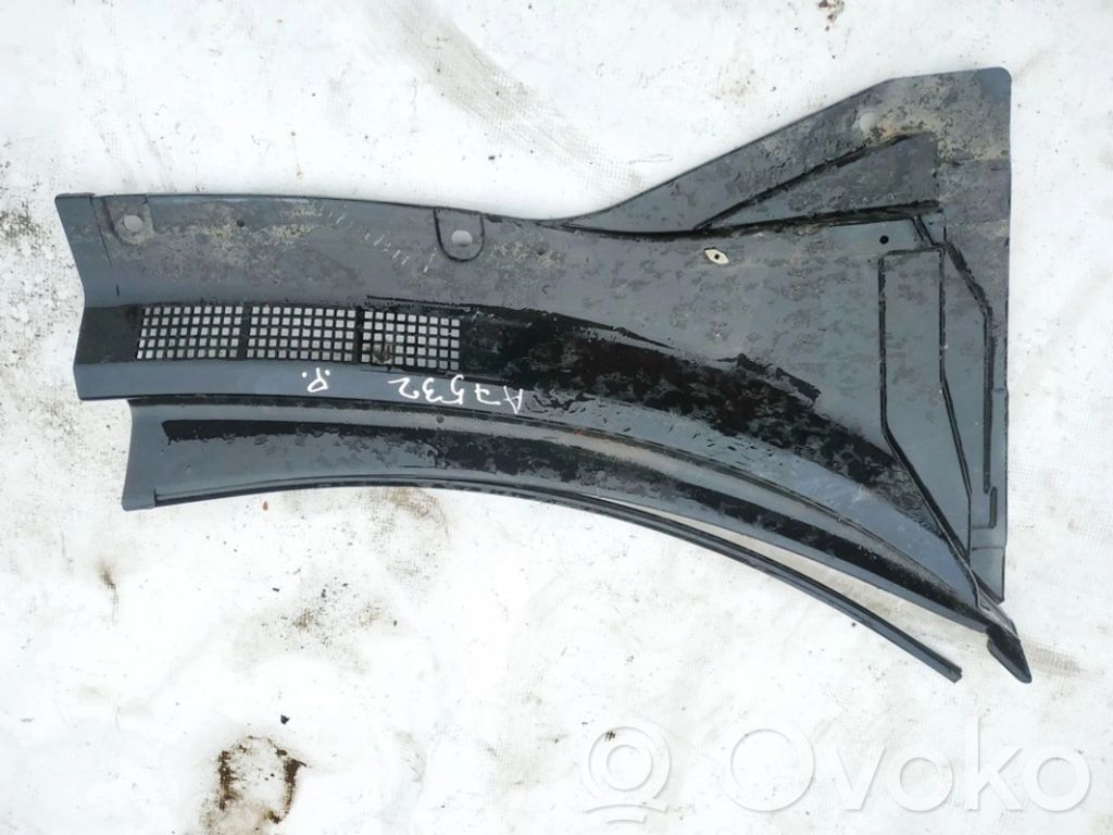 Nissan X-Trail T30 Rivestimento del tergicristallo