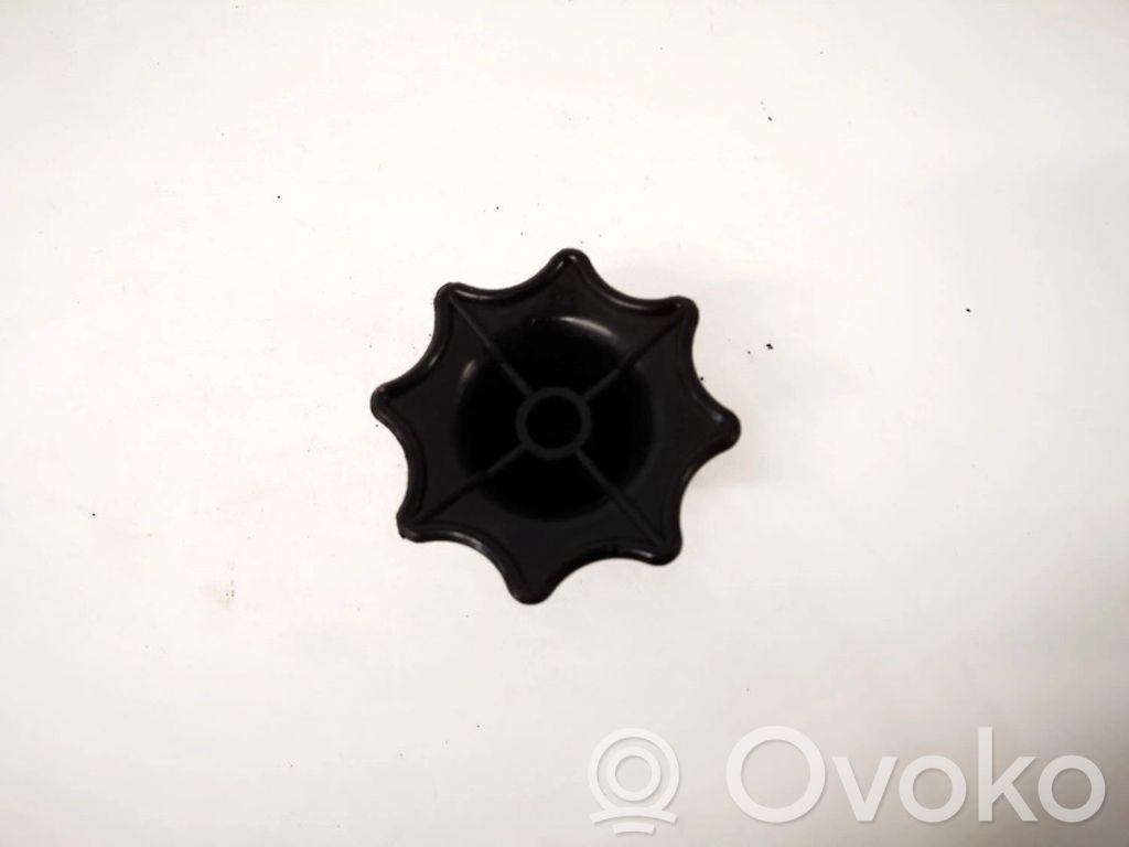 Opel Astra G Bullone fissaggio ruota di scorta