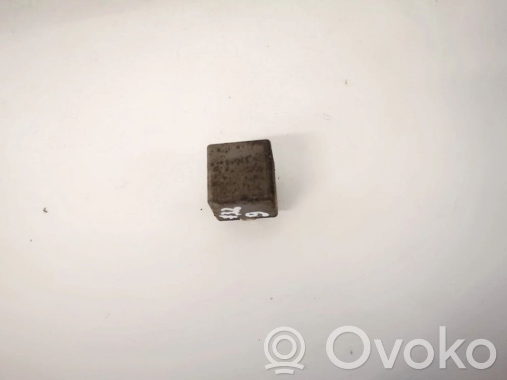 Otros relés   7686773,7686773