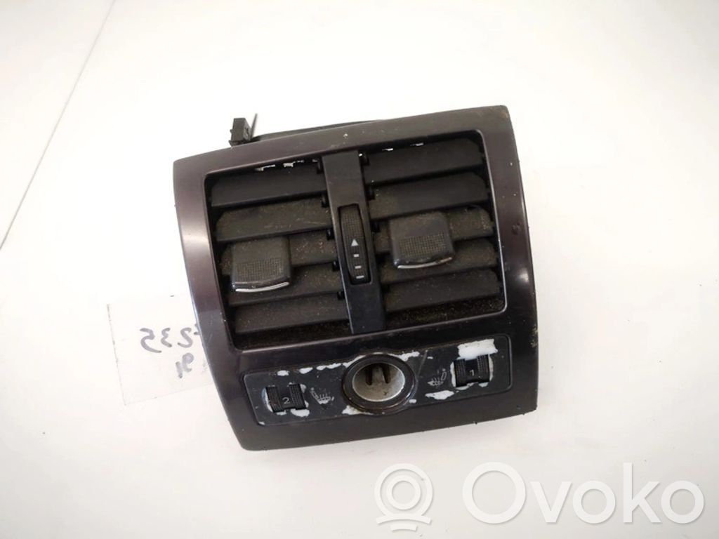 Grilă ventilație centrală   4B0819203,4B0819203