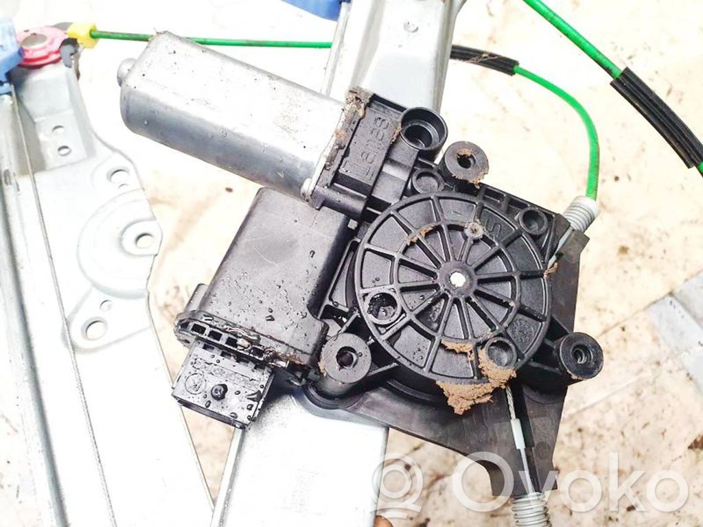 Opel Corsa D Silnik regulatora szyby drzwi przednich 