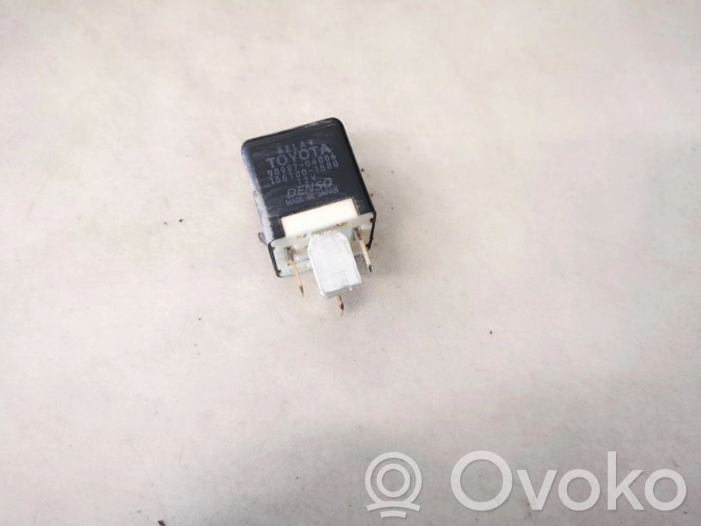 Toyota Avensis Verso Alte relee 