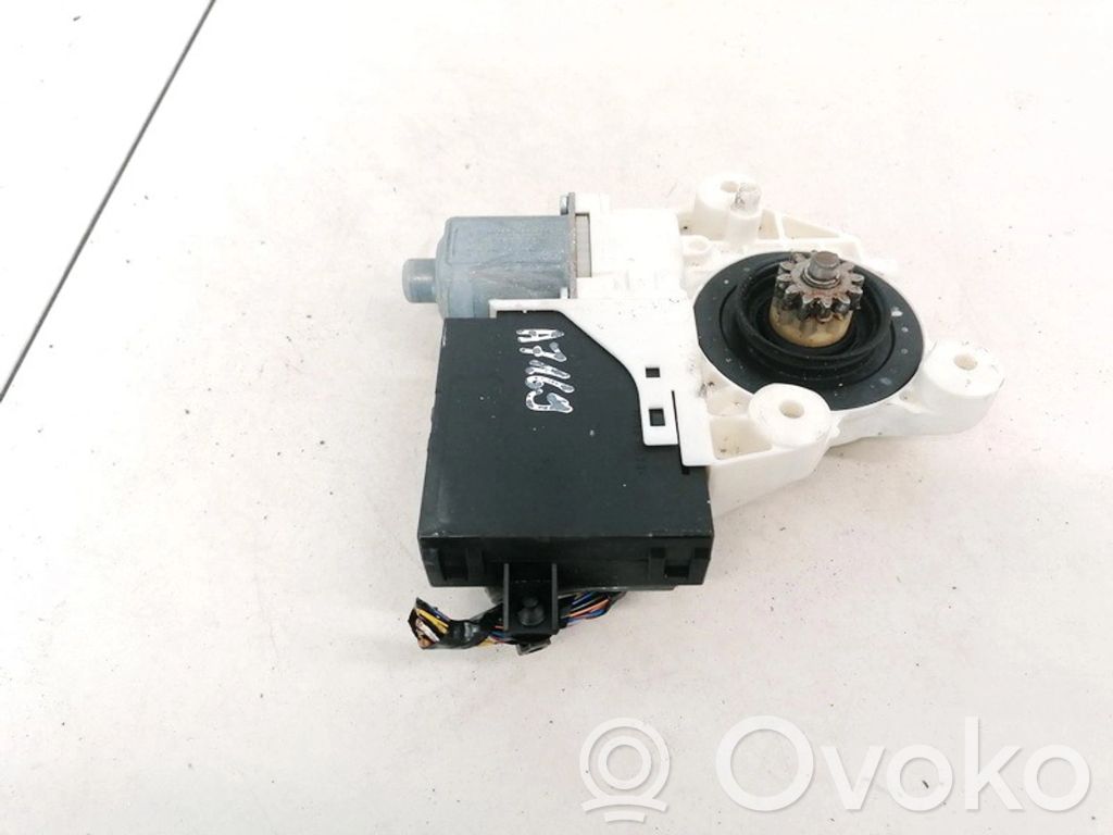Ford Focus Motorino alzacristalli della portiera anteriore