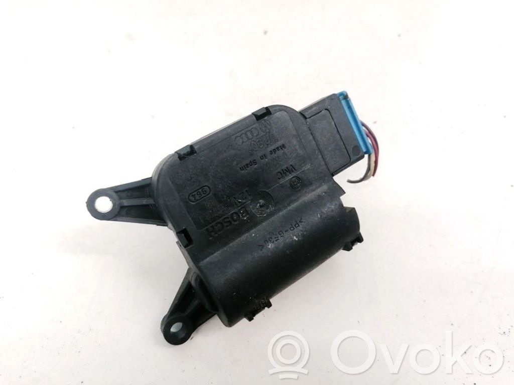 Audi A4 S4 B6 8E 8H Motorino attuatore aria