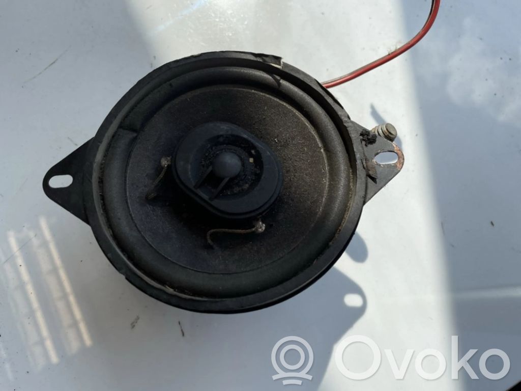 Audi 80 90 B3 Haut-parleur de porte avant