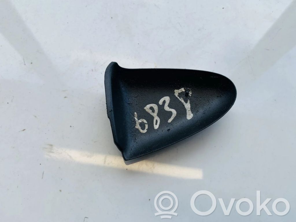 Toyota Avensis T270 Altra parte interiore