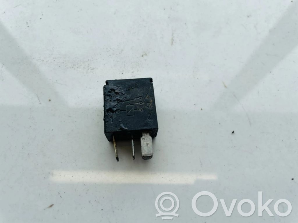 Volvo S80 Inne przekaźniki 