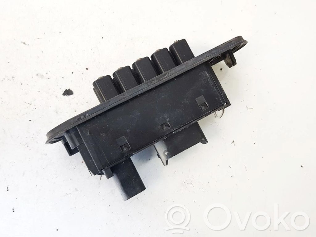 Peugeot 807 Sensor de la puerta delantera coupé 