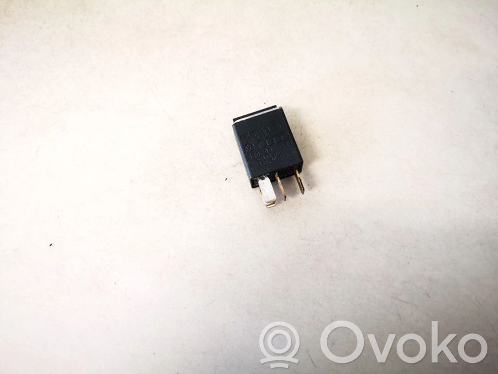 Audi A6 S6 C6 4F Altri relè