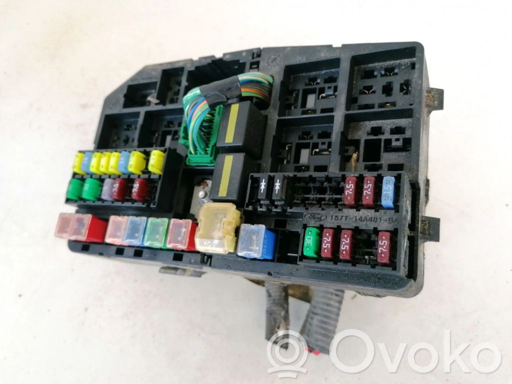 Ford Mondeo Mk III Juego de caja de fusibles 