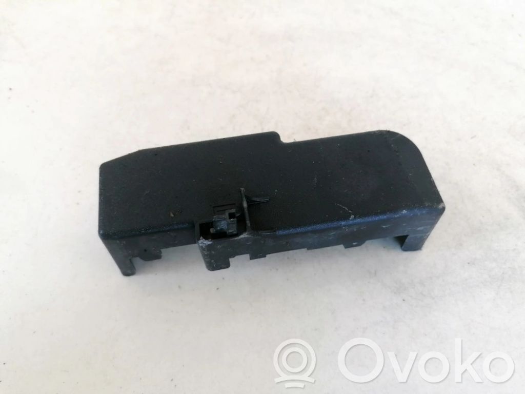 Opel Insignia A Coperchio scatola dei fusibili