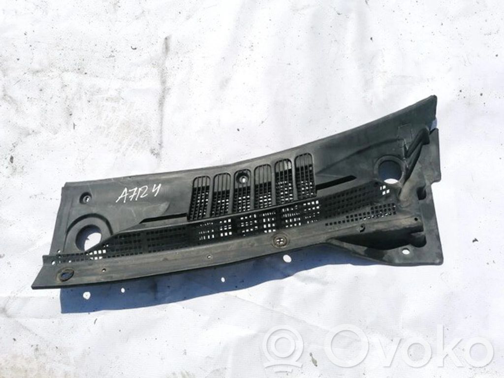 Nissan Almera Tino Zierleiste Scheibenwischer