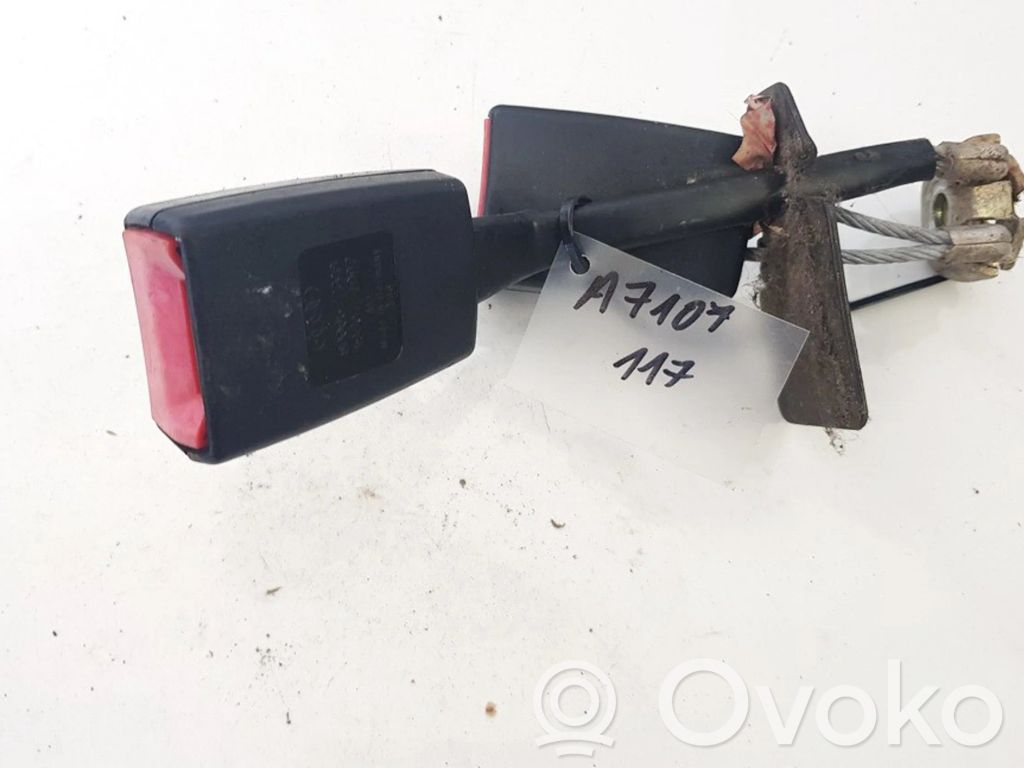 Audi A4 S4 B5 8D Takaistuimen turvavyön solki