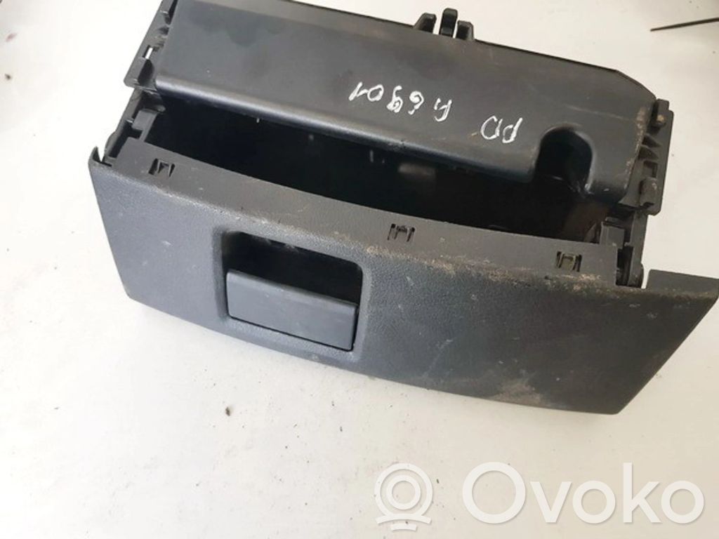 Handschuhfach   8V0881578,1150259X,1150259X,8V0881578